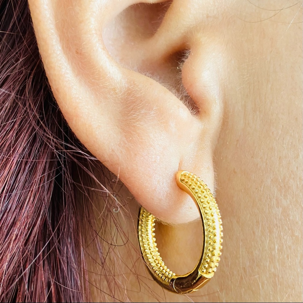 Medium Gold Texture Hoops